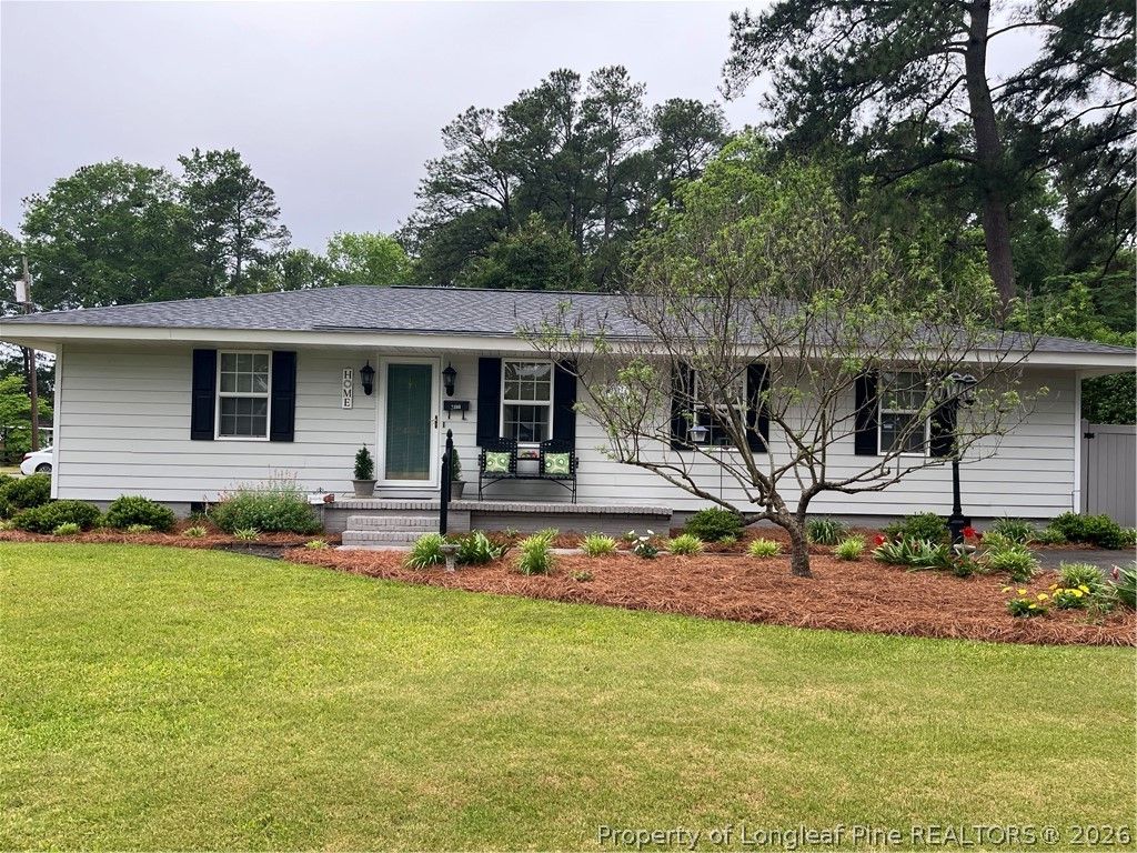 Photo of 2401 Riverwood Avenue, Lumberton, NC 28358 (MLS # 761662)
