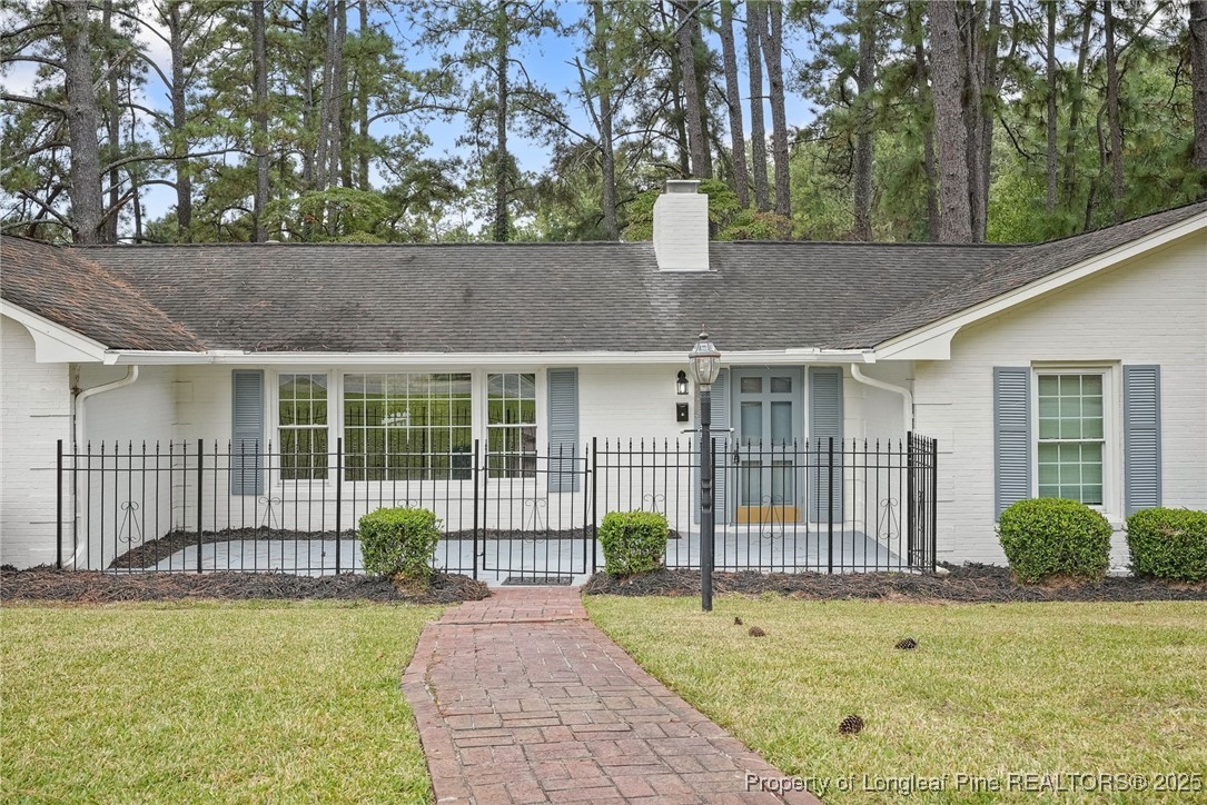 2515 Mirror Lake Drive