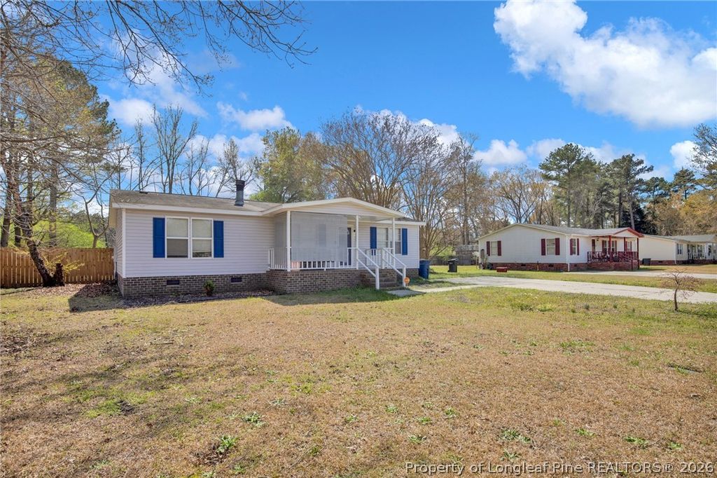 Photo of 518 Inverary Drive, Raeford, NC 28376 (MLS # 759229)