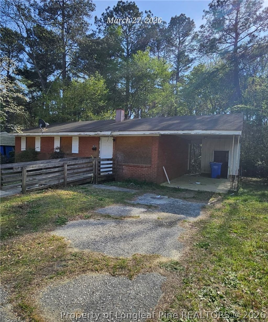 Photo of 1454 Thelbert Drive, Fayetteville, NC 28301 (MLS # 760132)