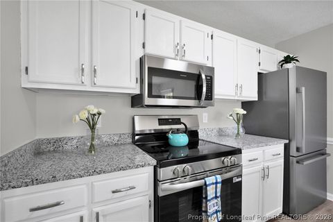 Tiny photo for 805 Windingwood Place, Hope Mills, NC 28348 (MLS # 760748)
