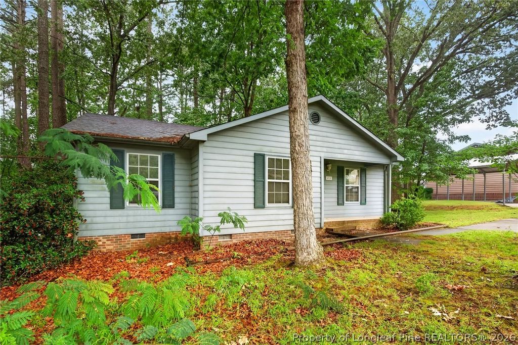 Photo of 4918 South Pointe PT, Sanford, NC 27332 (MLS # 765237)