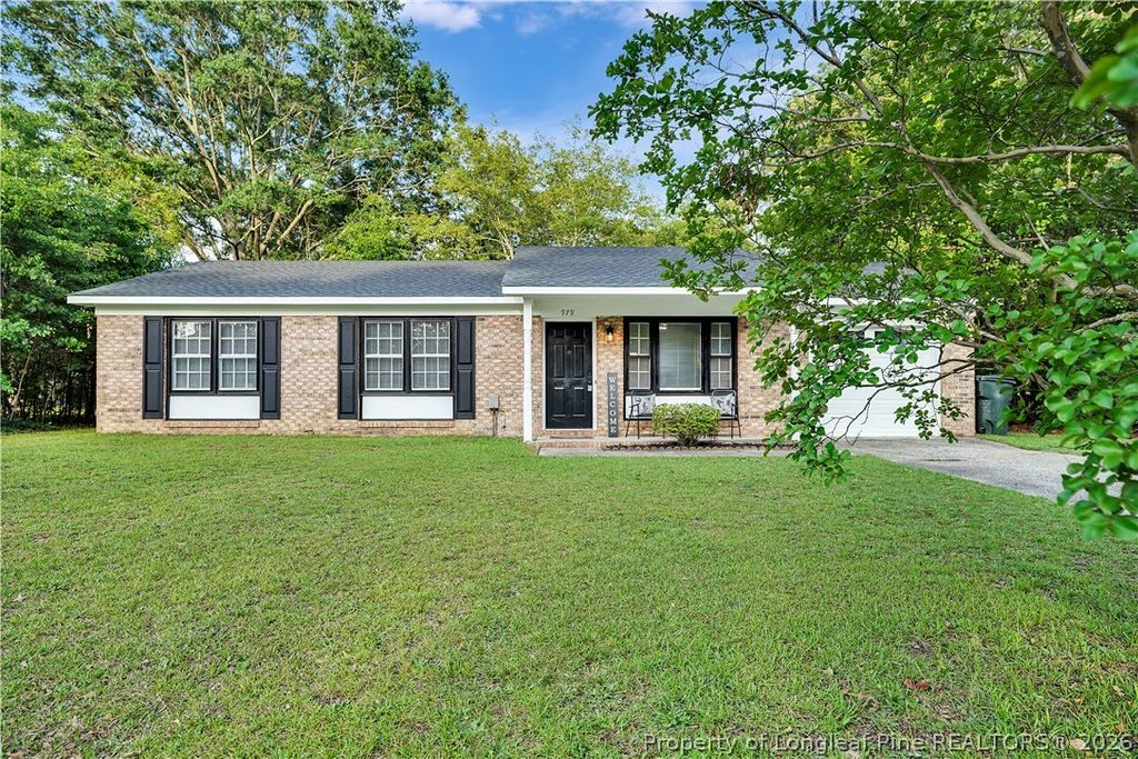 Photo of 979 Lisa Avenue, Fayetteville, NC 28314 (MLS # 763614)