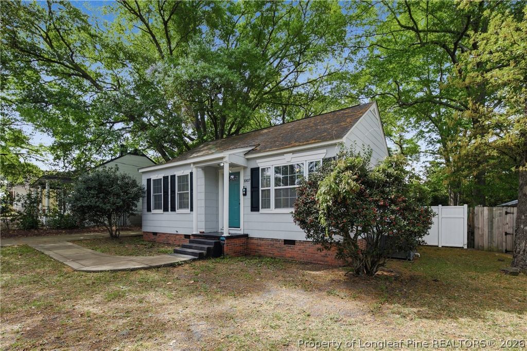Photo of 1007 Anarine Road, Fayetteville, NC 28303 (MLS # 760267)