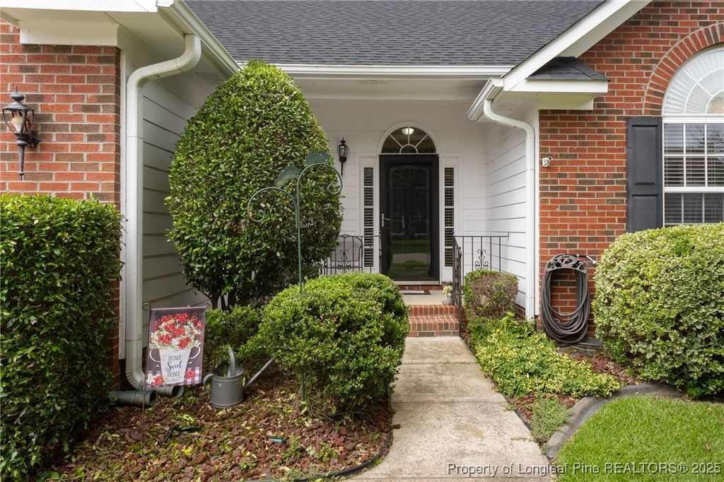 Photo of 1012 Greenhouse Drive, Hope Mills, NC 28348 (MLS # 748475)
