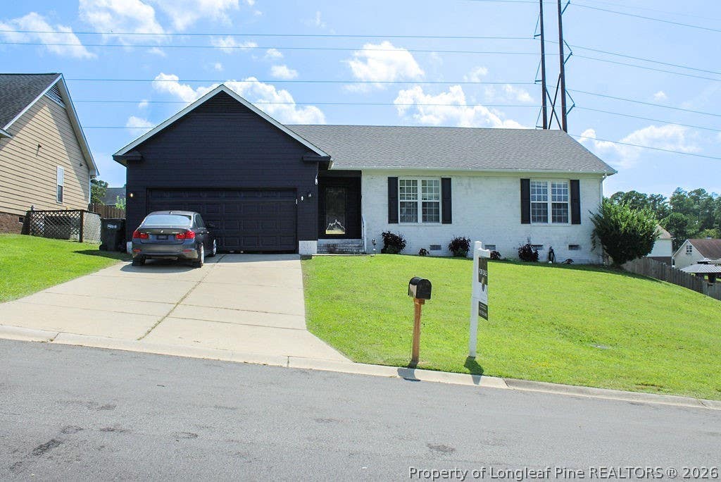 Photo of 512 Ashdown Place, Fayetteville, NC 28311 (MLS # 767211)