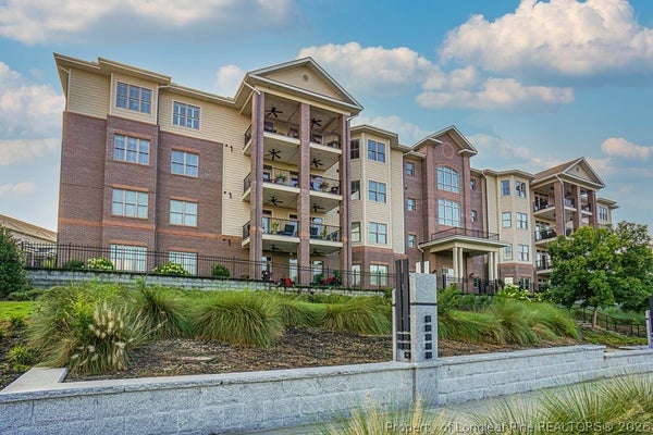 220 HUGH SHELTON LOOP APT 303, FAYETTEVILLE, NC 28301 - Image a52ca0ec2a245a29e14a3b0f6142fba0/2998697218