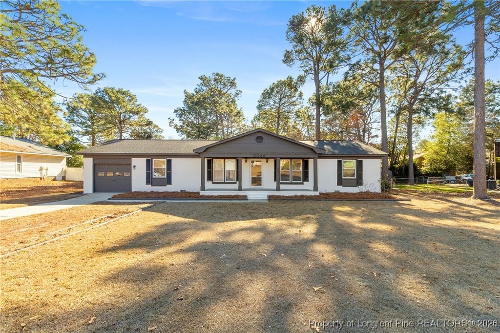 Photo of 2045 Lakeridge Drive, Fayetteville, NC 28304 (MLS # 755207)