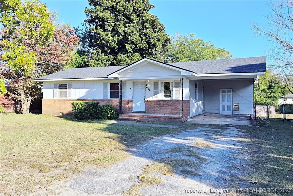 Photo of 1716 Shaw Road, Fayetteville, NC 28311 (MLS # 752312)