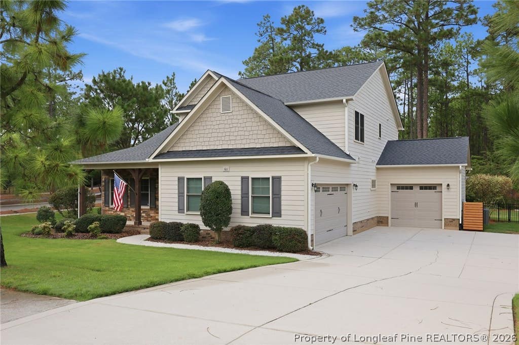 Photo of 101 Broom Sedge Lane, Southern Pines, NC 28387 (MLS # 767938)
