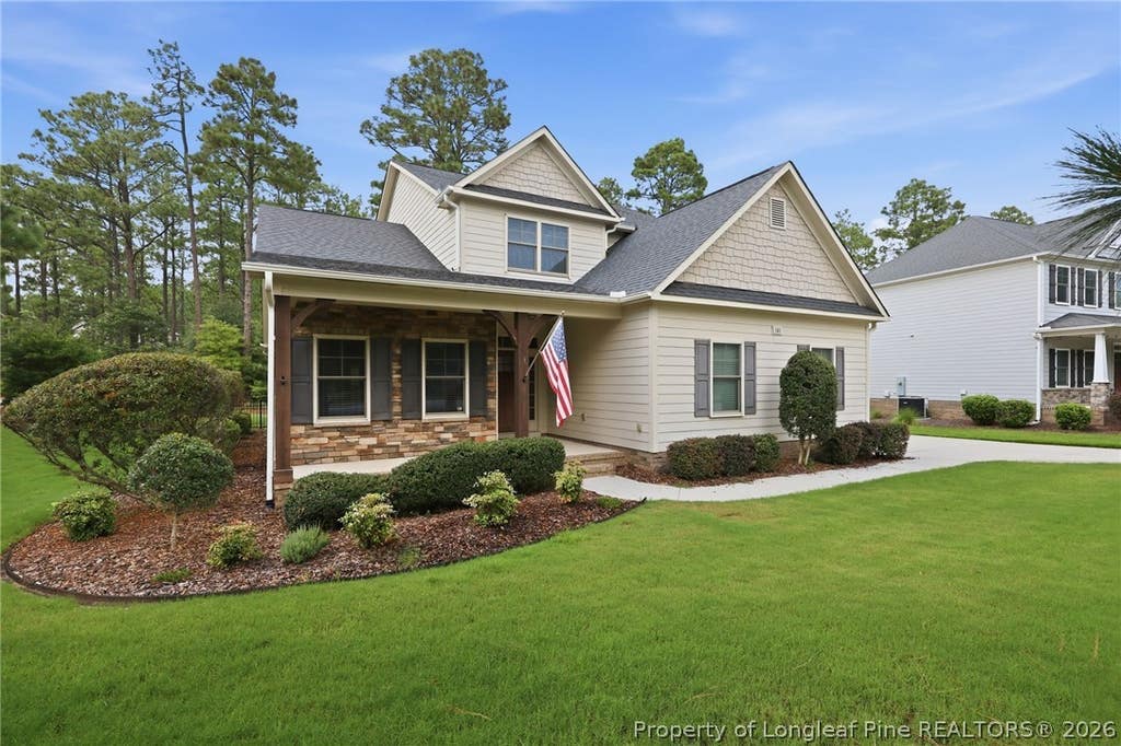 Photo of 101 Broom Sedge Lane, Southern Pines, NC 28387 (MLS # 767938)