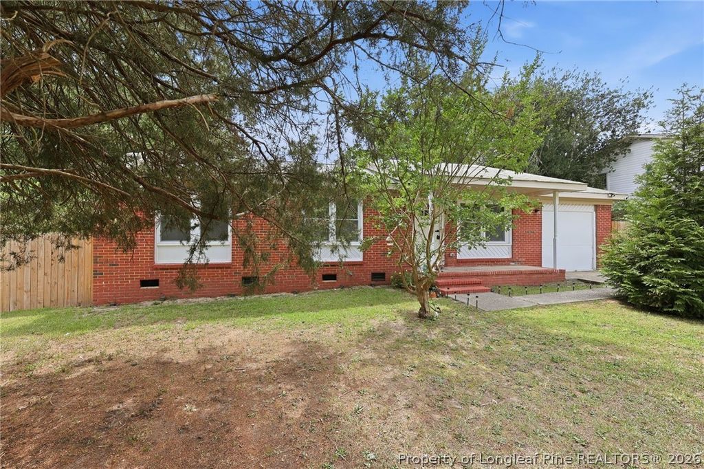 Photo of 1310 Chilton Drive, Fayetteville, NC 28314 (MLS # 764084)