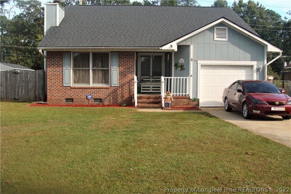5958 CHAMBRIAN DR, FAYETTEVILLE, NC 28314 - Image a79f04c6e83a1f9c29c631288f3c7749/796505382