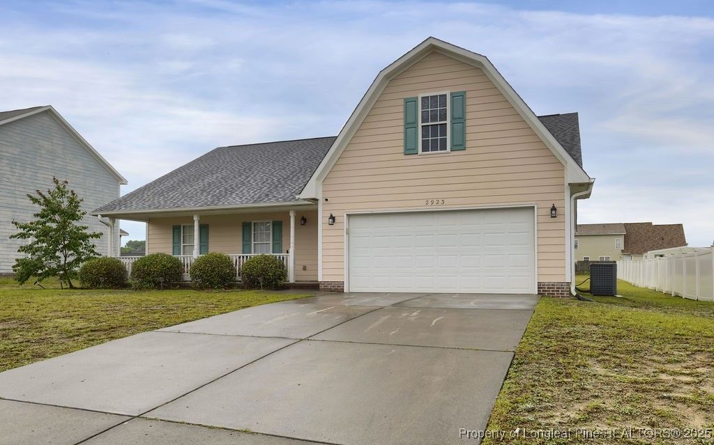 Photo of 2923 High Plains Drive, Hope Mills, NC 28348 (MLS # 754863)