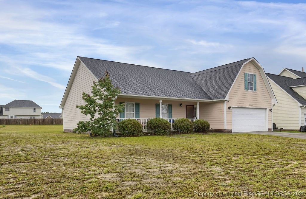 Photo of 2923 High Plains Drive, Hope Mills, NC 28348 (MLS # 754863)