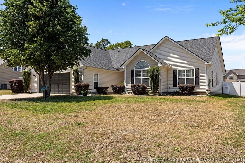Photo of 20 Turkey Oak Circle, Bunnlevel, NC 28323 (MLS # 759989)