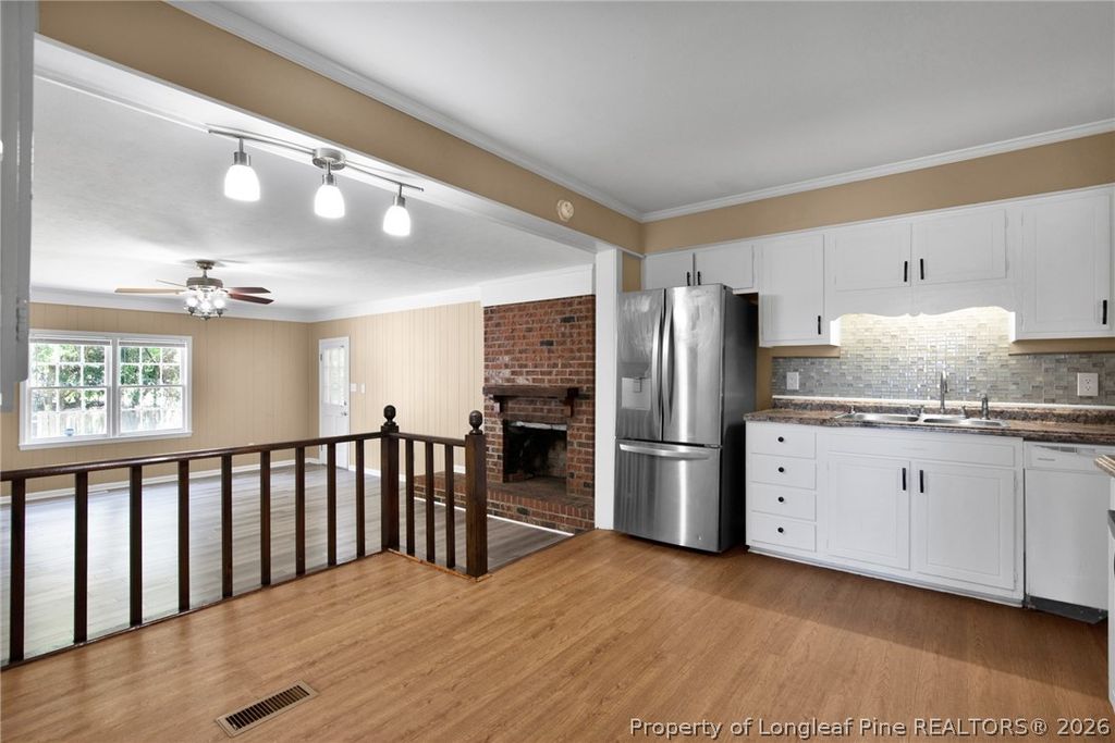 Photo of 5432 Sandstone Drive, Fayetteville, NC 28311 (MLS # 759804)