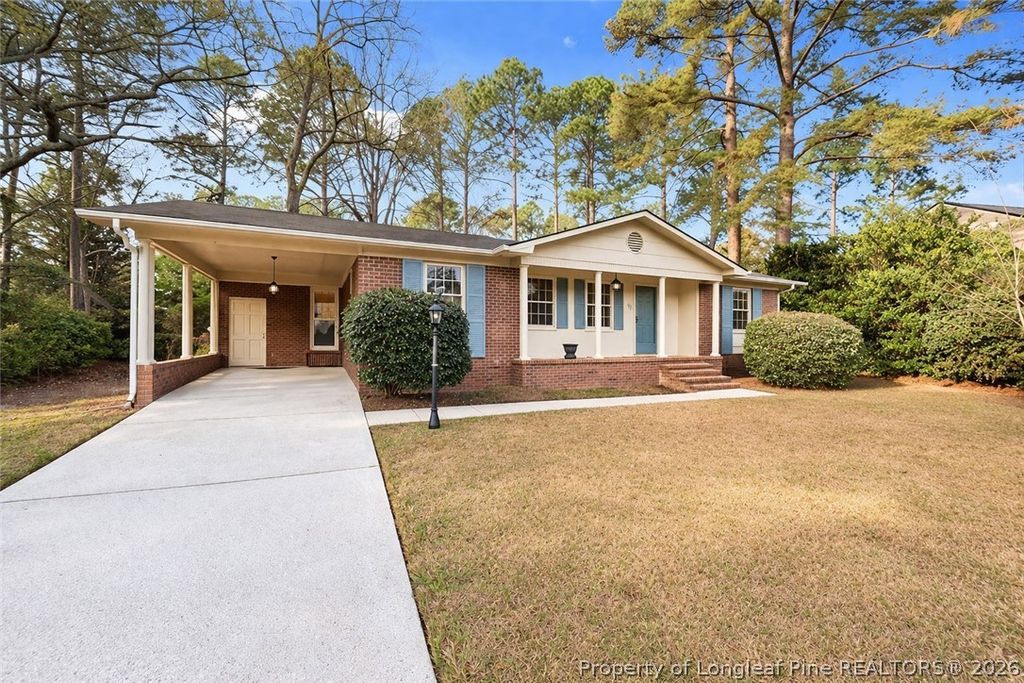 Photo of 709 Shopton Court, Fayetteville, NC 28303 (MLS # 759149)