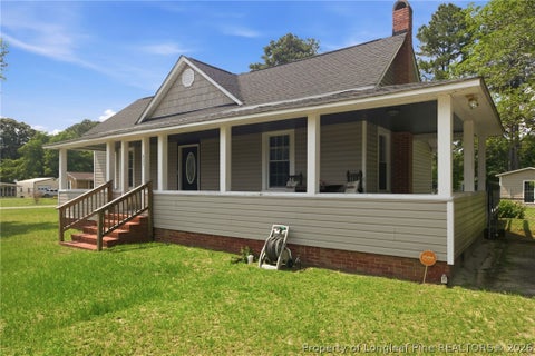 Photo of 423 E Edinborough Avenue, Raeford, NC 28376 (MLS # 764293)
