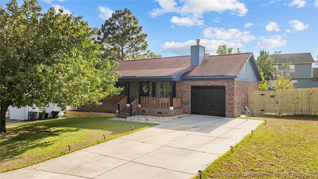 Photo of 5721 Walkabout Road, Hope Mills, NC 28348 (MLS # 750527)