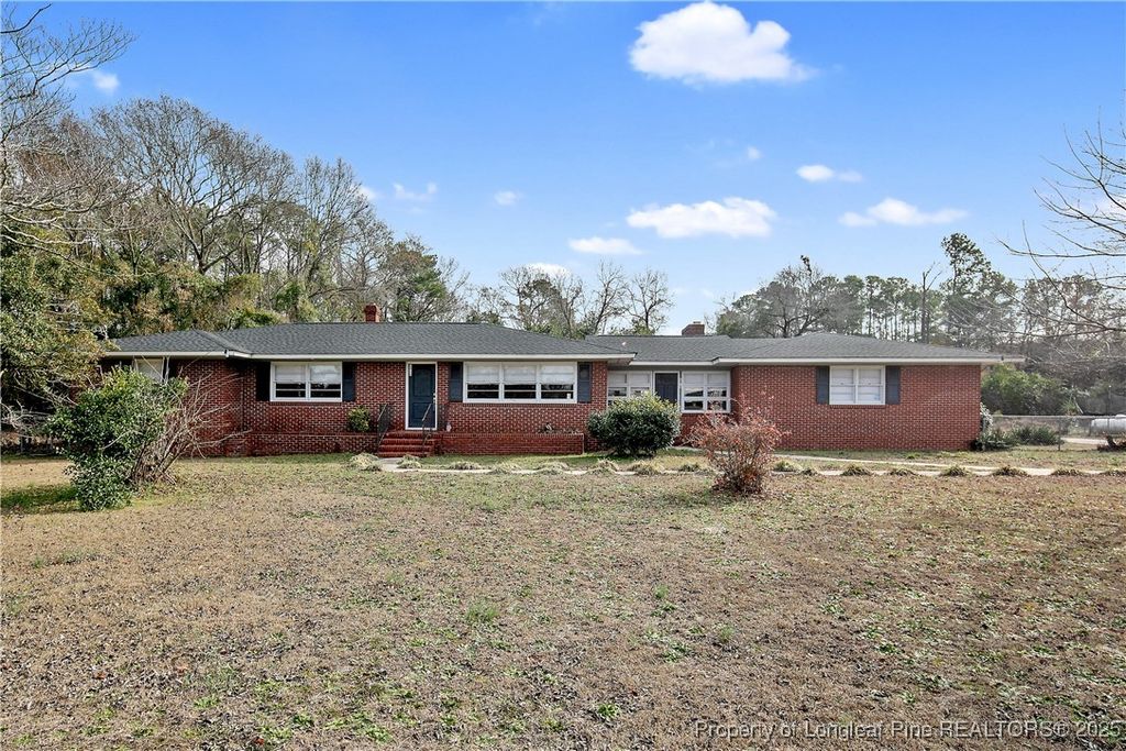 Photo of 6019 S US Highway 301 Highway, Hope Mills, NC 28348 (MLS # 742788)