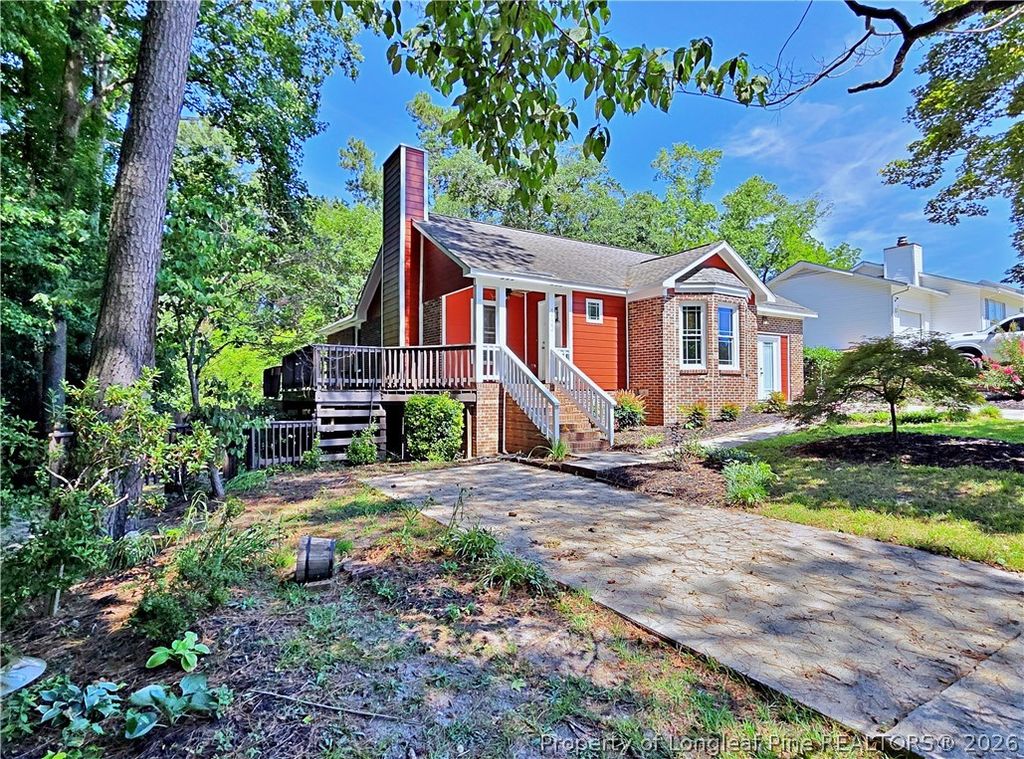 Photo of 4122 Mill Bridge Road, Hope Mills, NC 28348 (MLS # 765041)