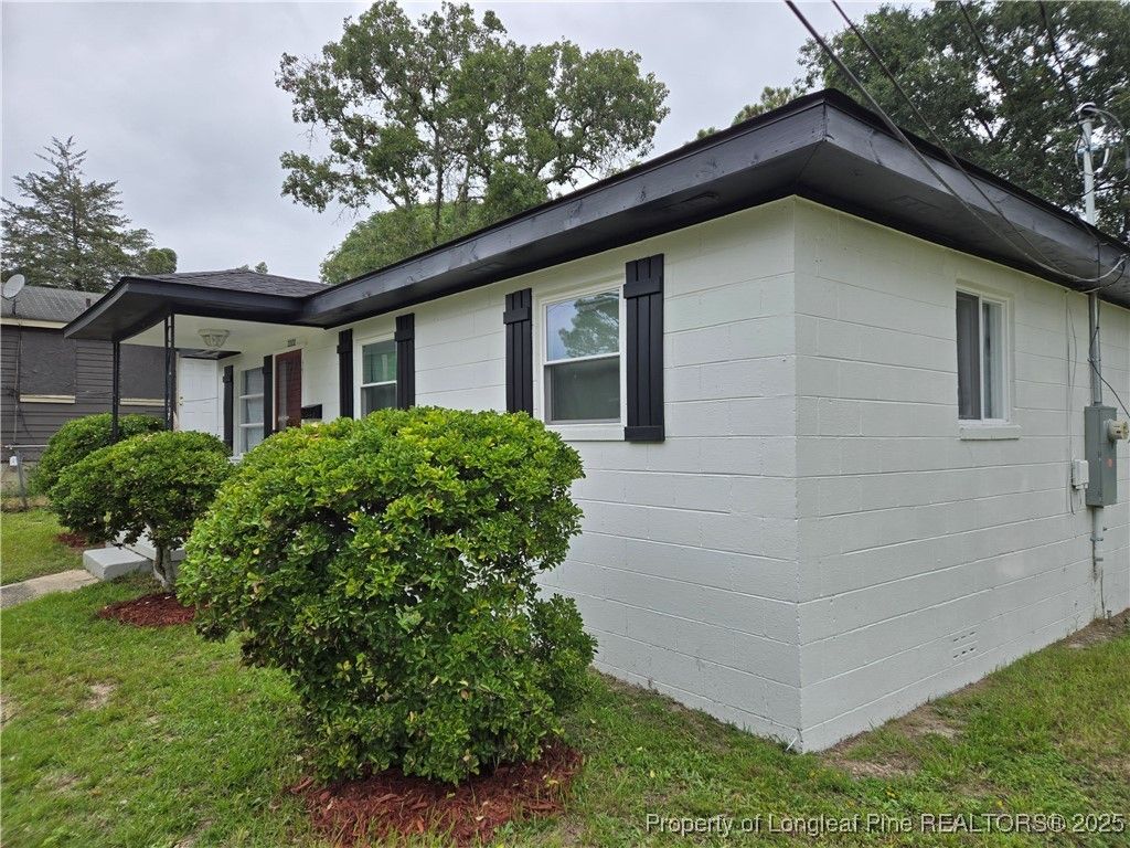 Photo of 2222 Edgar Street, Fayetteville, NC 28301 (MLS # 752309)