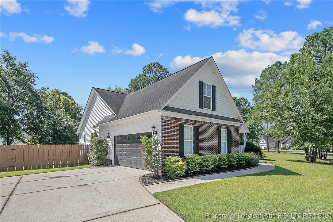 548 Woodberry Circle