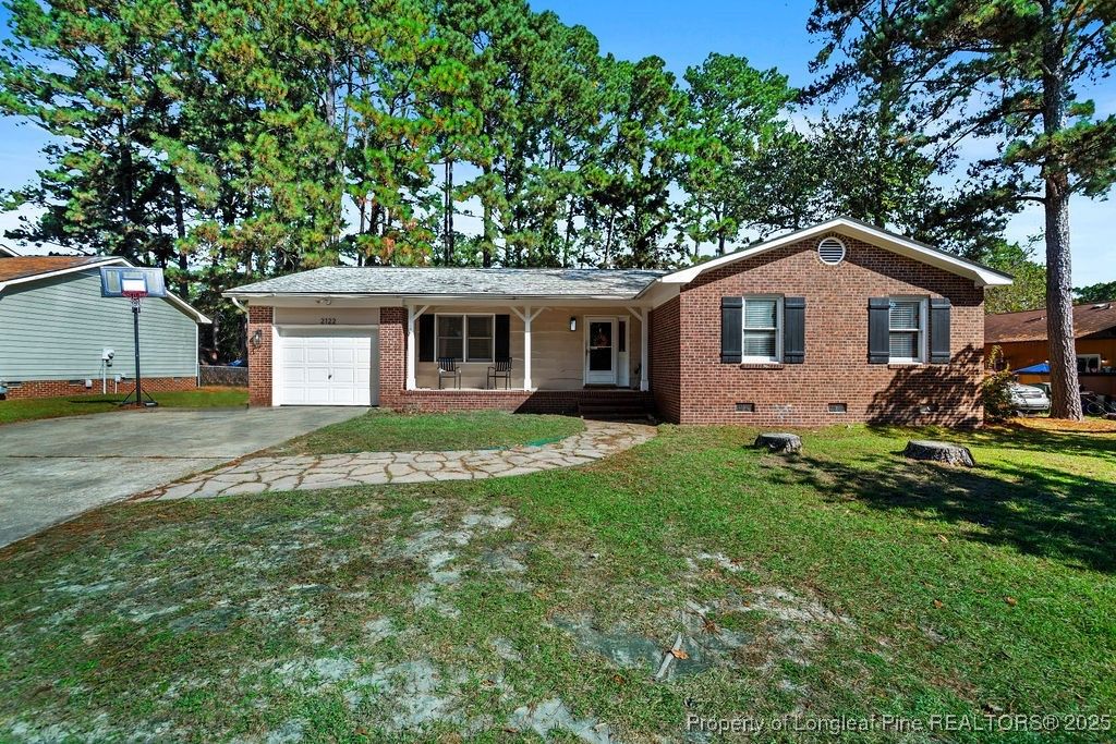 Photo of 2122 Lakeridge Drive, Fayetteville, NC 28304 (MLS # 751753)