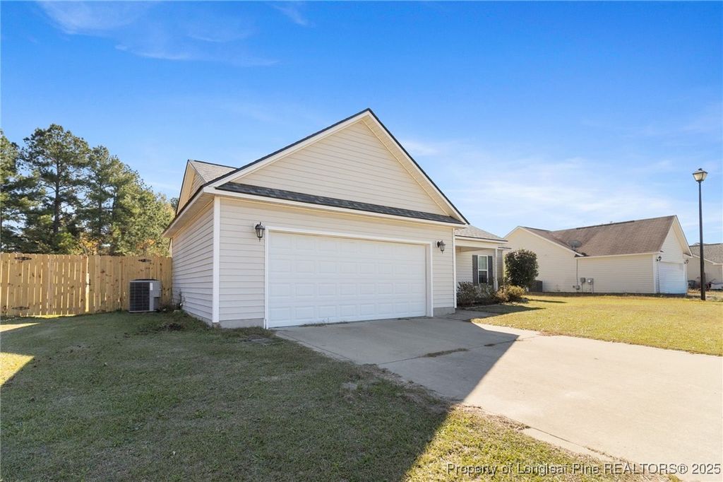 Photo of 185 Driftwood Lane, Raeford, NC 28376 (MLS # 752860)