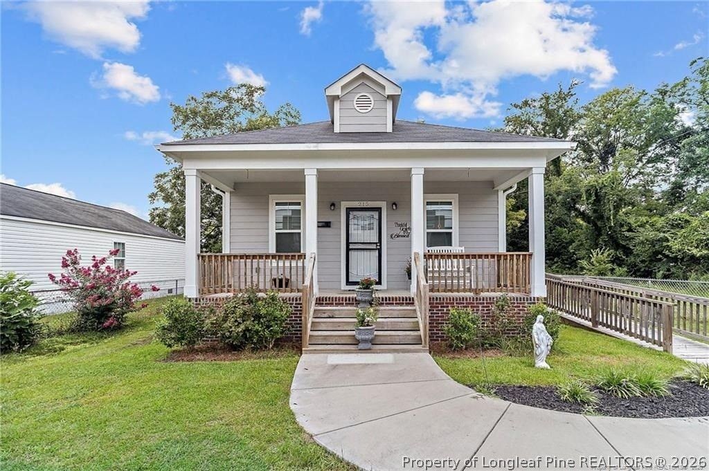 Photo of 215 Old Wilmington Road, Fayetteville, NC 28301 (MLS # 758616)