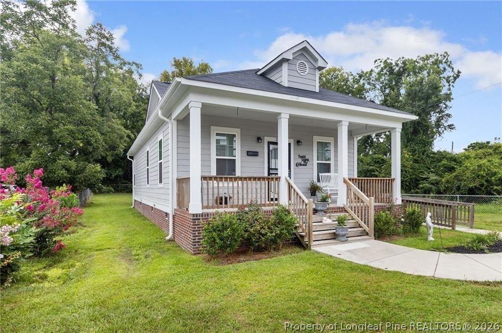Photo of 215 Old Wilmington Road, Fayetteville, NC 28301 (MLS # 758616)