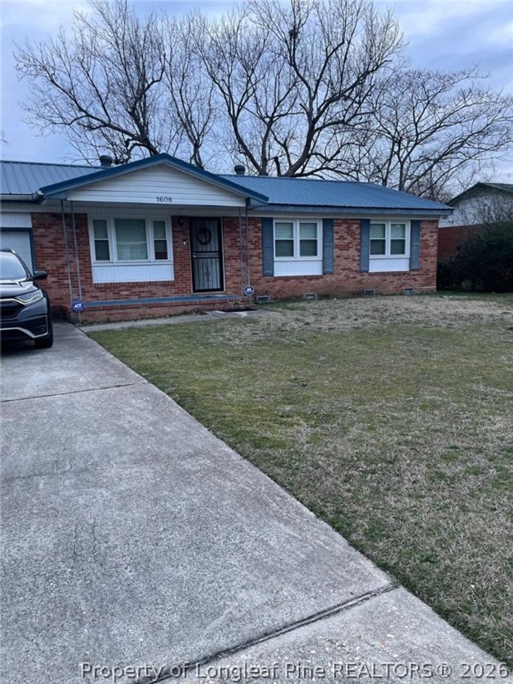 Photo of 1608 Grandview Drive, Fayetteville, NC 28314 (MLS # 757979)