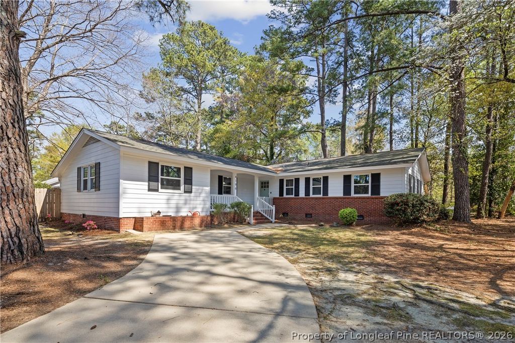 Photo of 4196 Cliffdale Road, Fayetteville, NC 28303 (MLS # 759958)