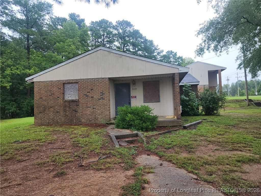 Photo of 1110 W Garden Street, Sanford, NC 27330 (MLS # 756853)