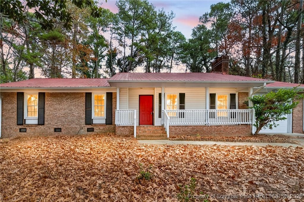 Photo of 1607 Hickory Ridge Court, Fayetteville, NC 28304 (MLS # 754781)