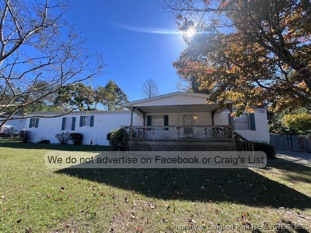 Photo of 152 Huntsville Circle, Fayetteville, NC 28306 (MLS # 752293)
