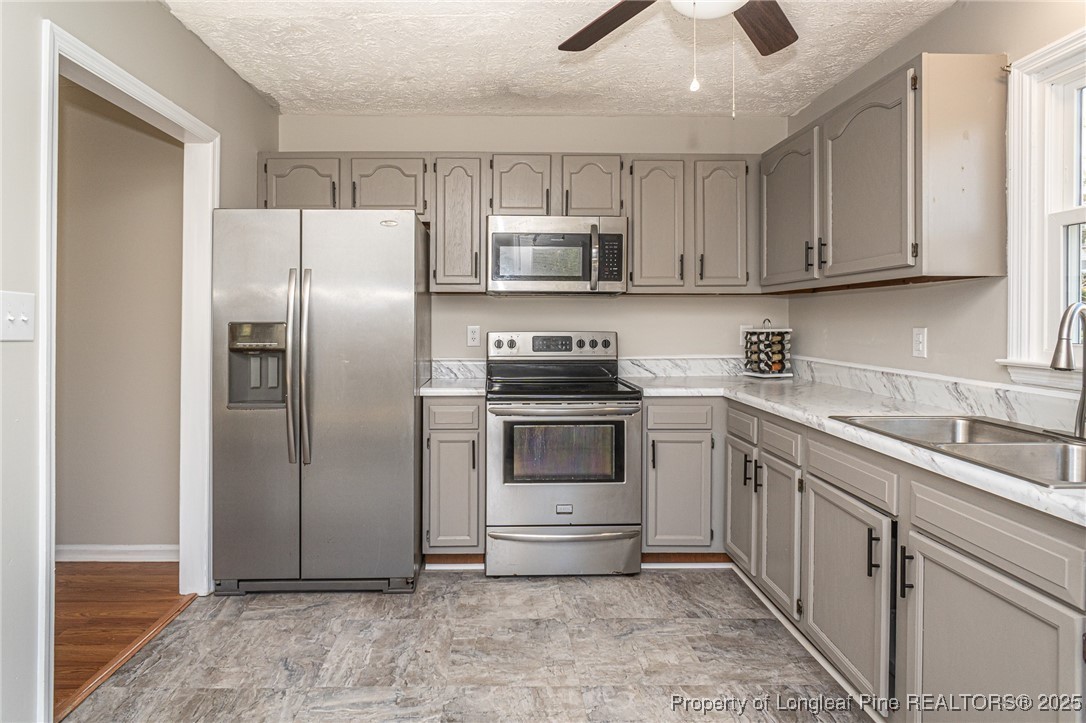 Fayetteville, North Carolina 28314, United States, 3 Bedrooms Bedrooms, ,2 BathroomsBathrooms,Residential,Active,205952