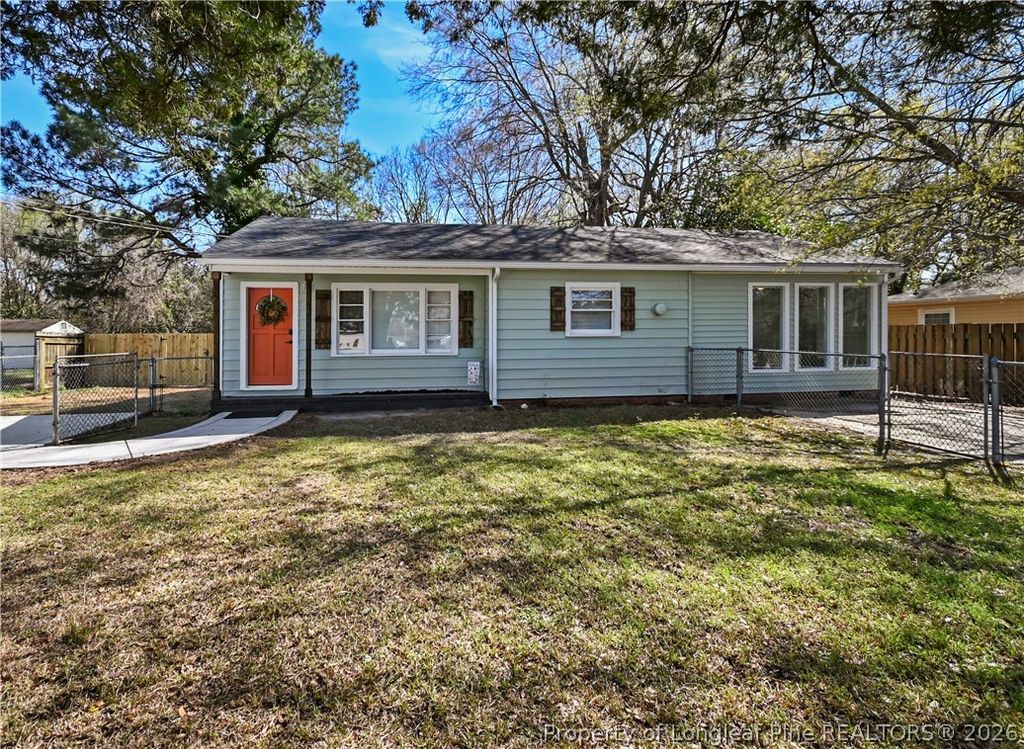 Photo of 5307 Cypress Road, Fayetteville, NC 28304 (MLS # 758878)