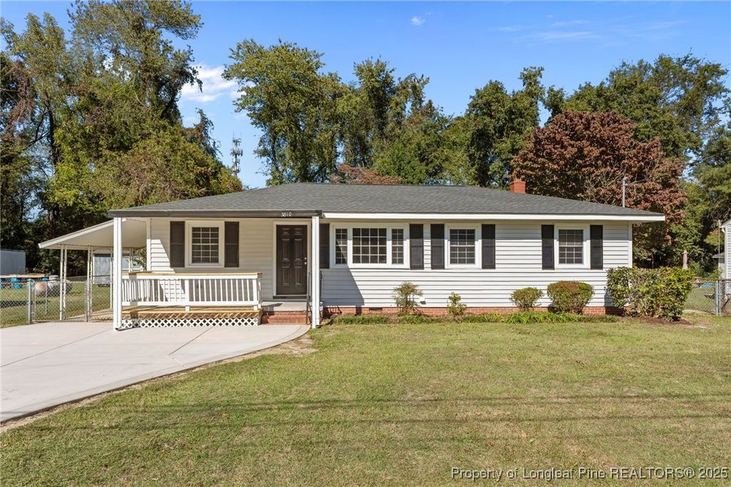 Photo of 3810 E Shephard Street, Fayetteville, NC 28304 (MLS # 752590)