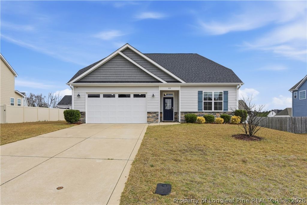 Photo of 414 Longthorpe Road, Fayetteville, NC 28311 (MLS # 758382)
