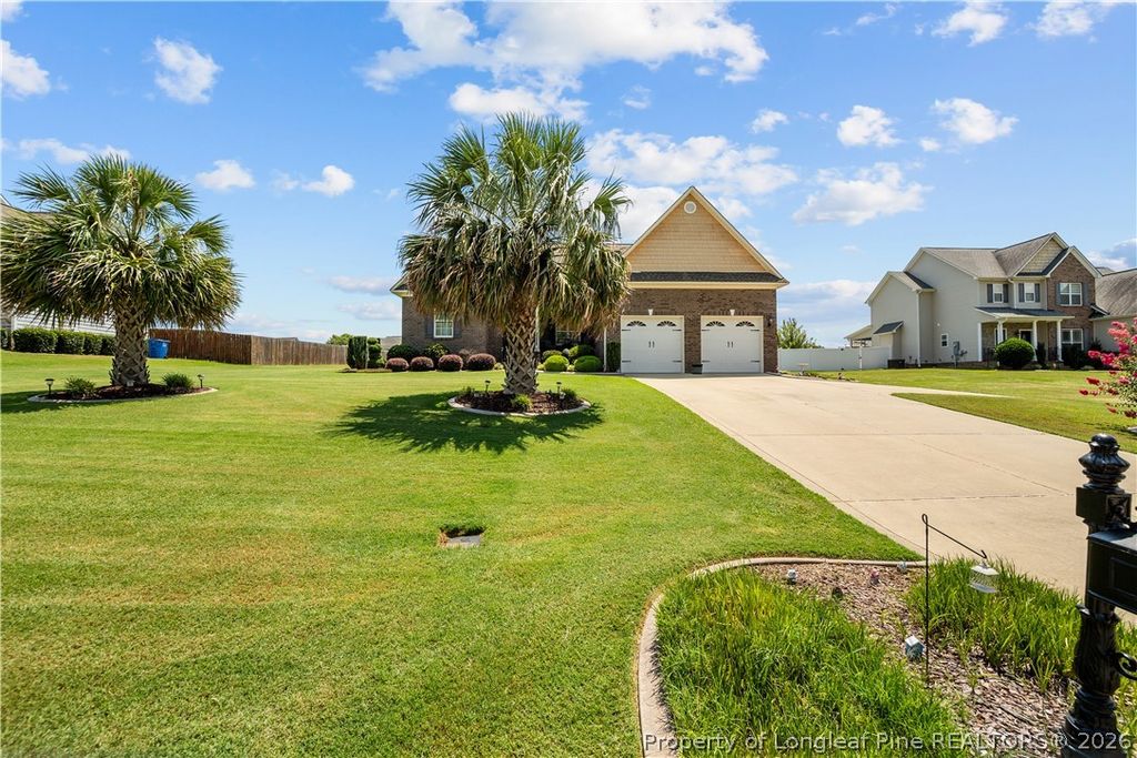 Photo of 605 Oakridge Drive, Raeford, NC 28376 (MLS # 765500)