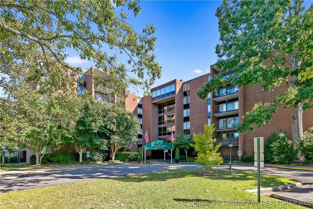 Photo of 1100 Clarendon Street #202, Fayetteville, NC 28305 (MLS # 751914)