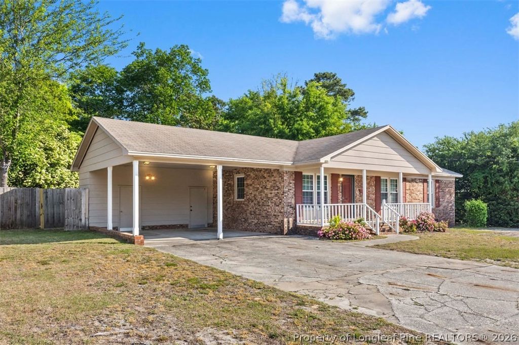 Photo of 1467 Habersham Drive, Fayetteville, NC 28304 (MLS # 761234)