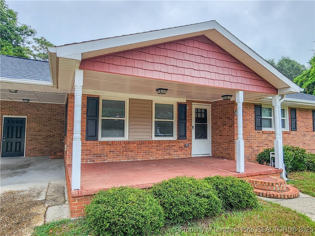 1917 Crestview Drive
