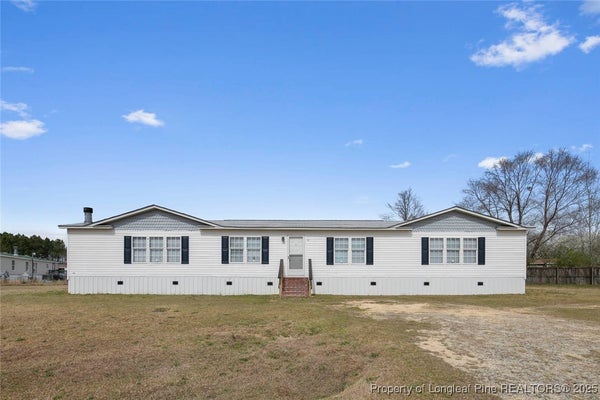 25 REMINES CT, PARKTON, NC 28371 - Image b2e06bb5867df51026e576a770dc60bc/2092124170