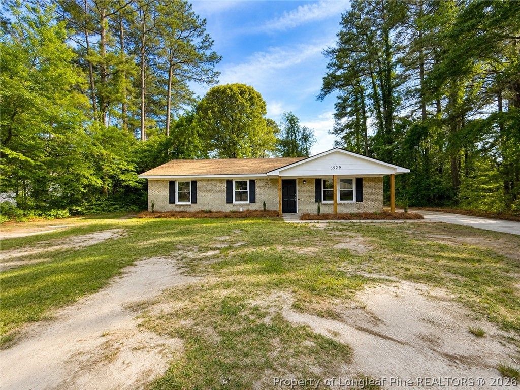 Photo of 3529 Torbay Drive, Fayetteville, NC 28311 (MLS # 762165)