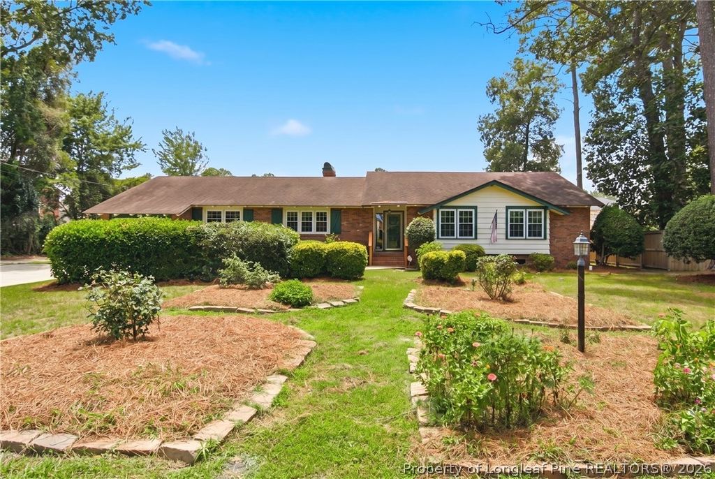 Photo of 3307 Kentyre Drive, Fayetteville, NC 28303 (MLS # 766465)
