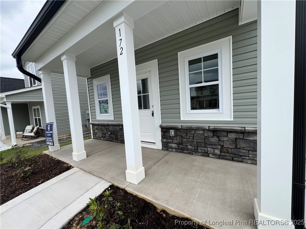 172 London Drive