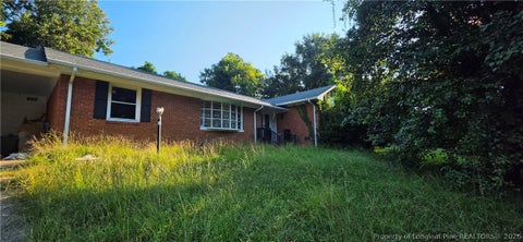 Photo of 213 Andover Road, Fayetteville, NC 28311 (MLS # 769220)